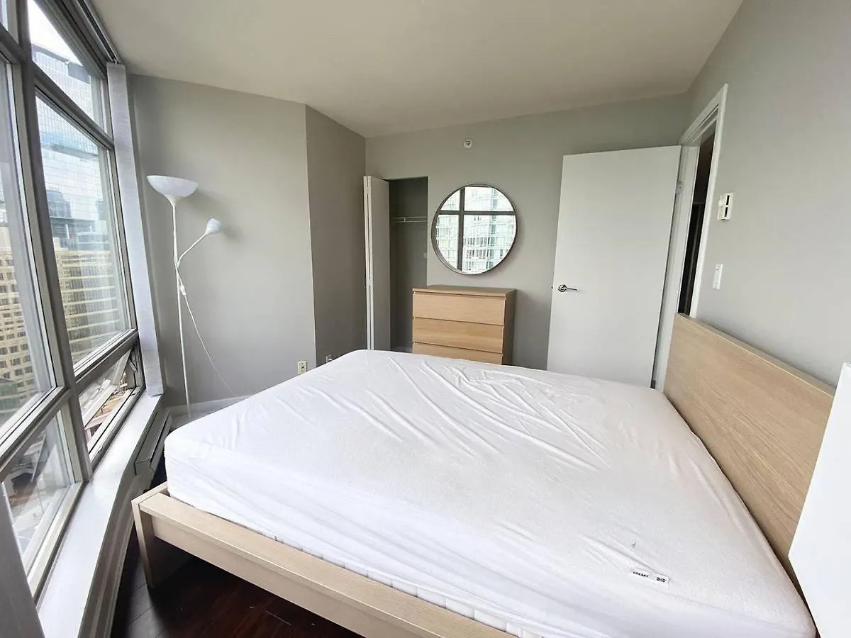 Beautiful 2 Bedroom Apartment Located In Downtown فانكوفر 0*,  كندا